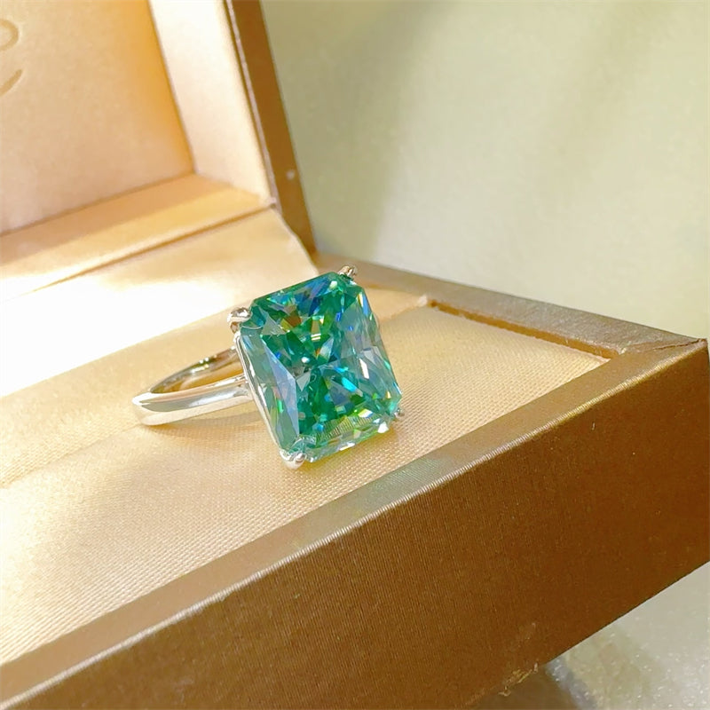 7084117a-0df0-4d1a-93b8-ea30aa3151c8-Max